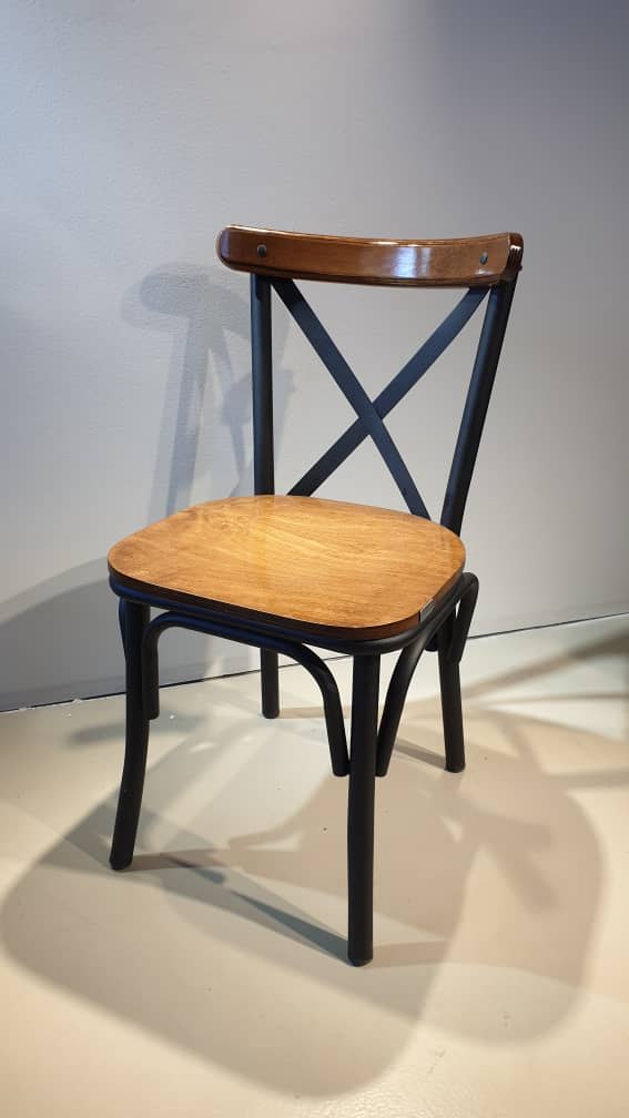 صندلی غذاخوری تونت