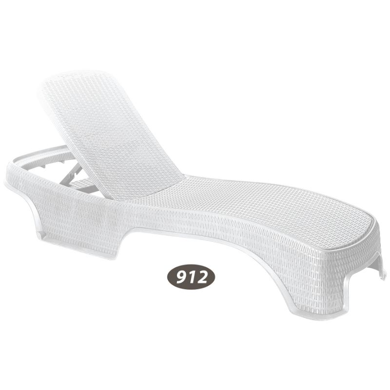 تخت کنار استخر 912