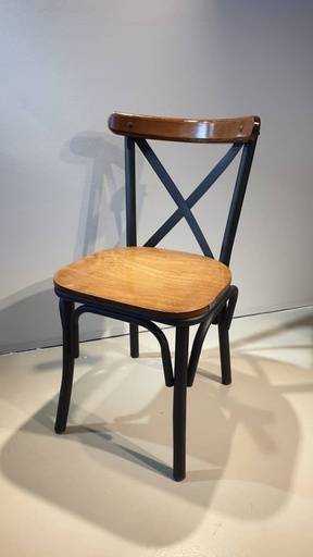 صندلی غذاخوری تونت